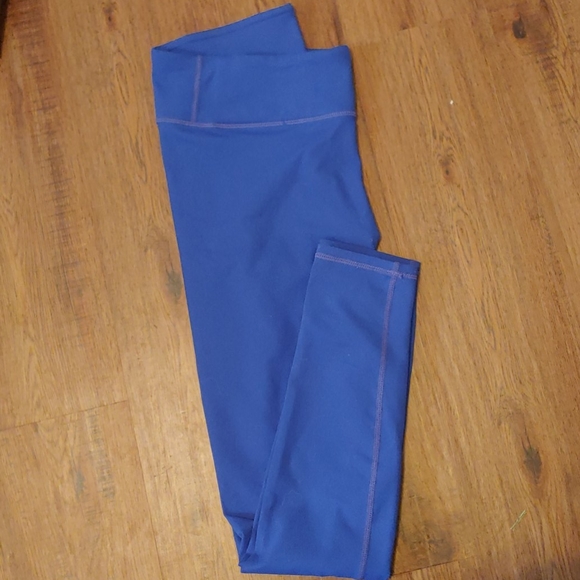 Blue leggings
